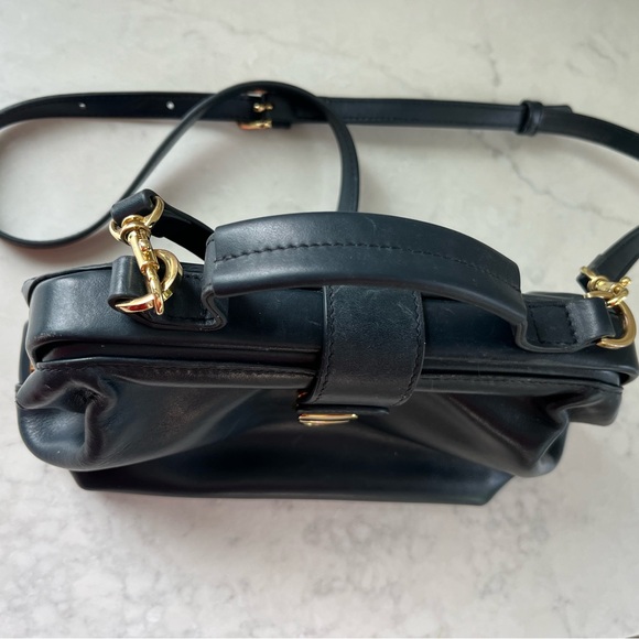 Linjer Navy Leather Crossbody Doctor Style Bag w/ Gold Hardware - Picture 4 of 11